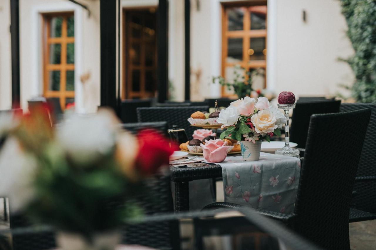 Hotel Marabella 시비우 외부 사진