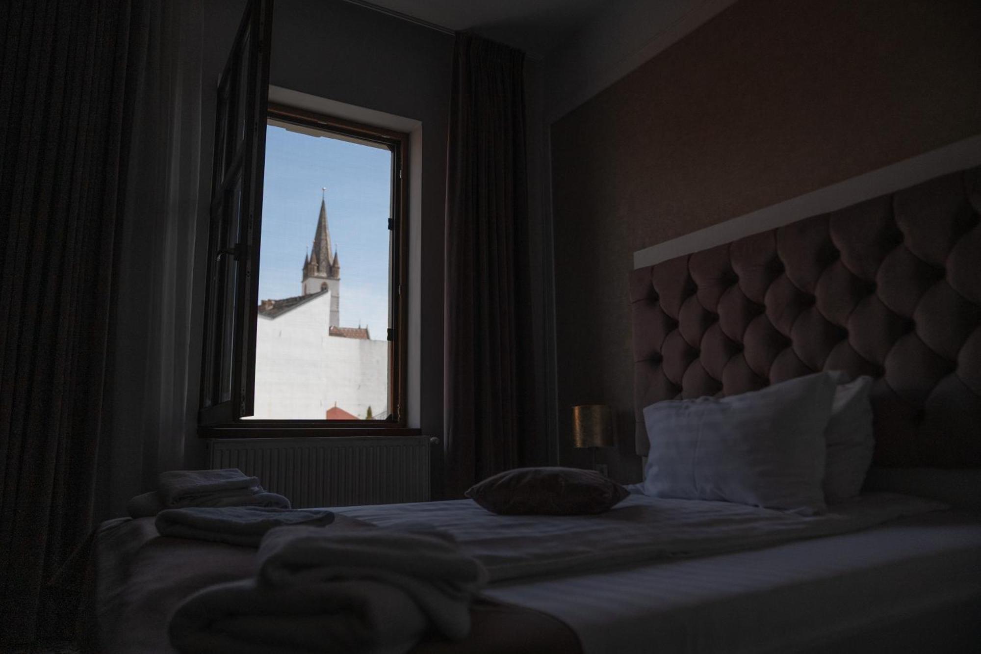 Hotel Marabella 시비우 외부 사진