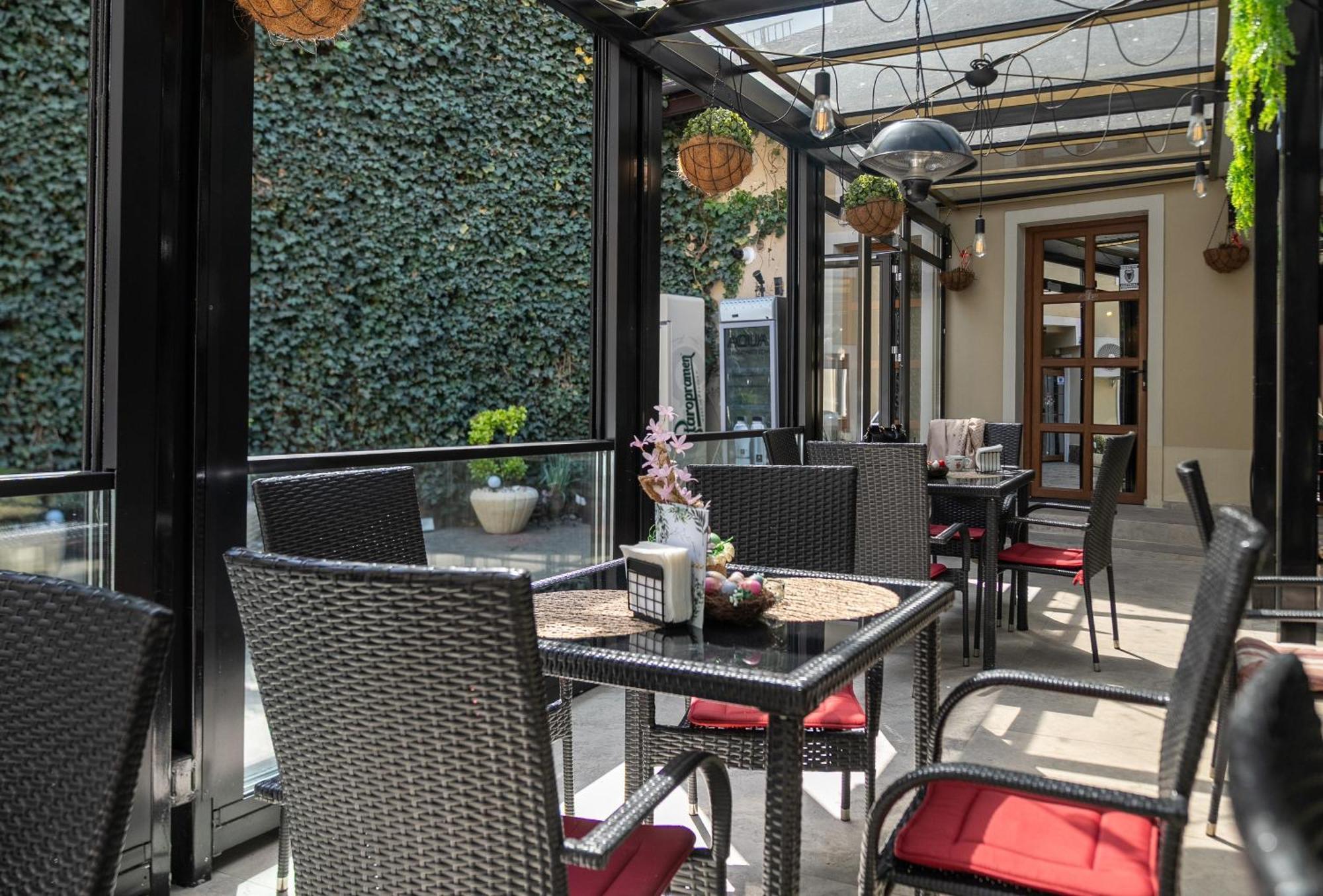 Hotel Marabella 시비우 외부 사진