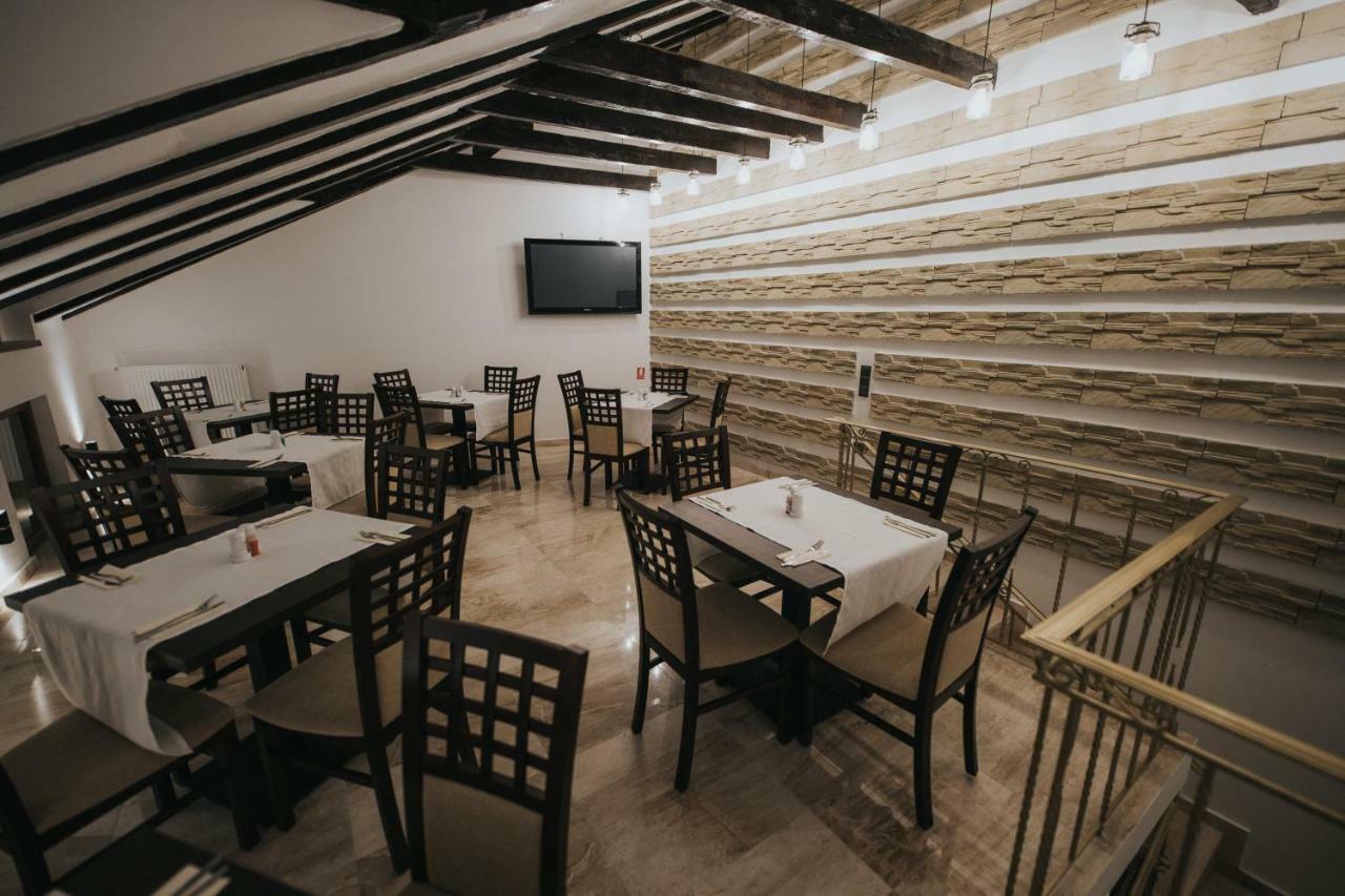 Hotel Marabella 시비우 외부 사진